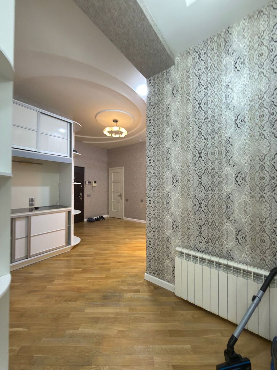 Satılır 3 otaqlı yeni tikili 167 m² — Mənzil, Bakı (12)