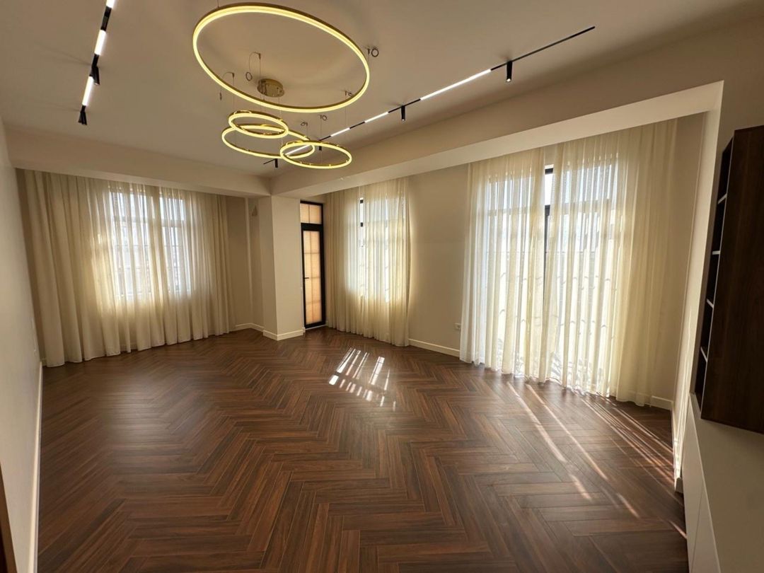 Satılır 4 otaqlı yeni tikili 145 m² — Mənzil, Bakı (4)