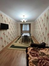 Satılır 4 otaqlı köhnə tikili 105 m² — Evilla — Mənzil