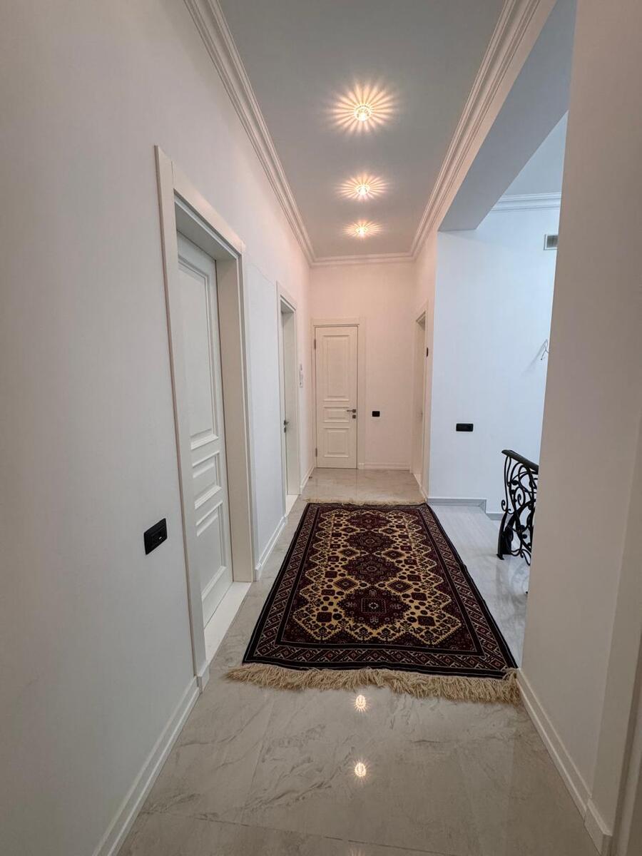 Satılır 6 otaqlı həyət evi/bağ evi 350 m² — Ev, villa, Bakı (9)