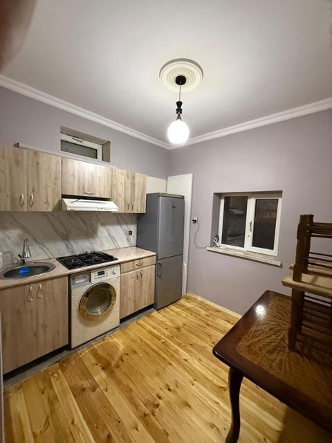 Satılır 3 otaqlı həyət evi/bağ evi 82 m² — Bakı
