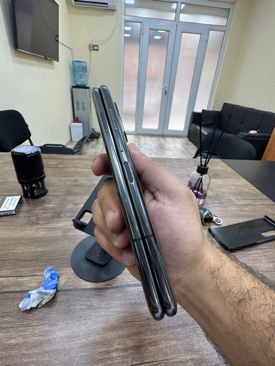 Samsung Galaxy Fold 5G Space Silver 512GB/12GB — Smartfonlar, Bakı (8)
