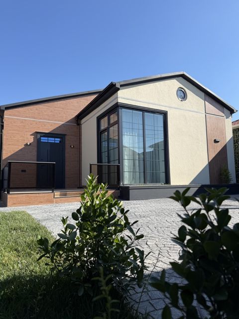 Satılır 3 otaqlı həyət evi/bağ evi 110 m² — Bakı