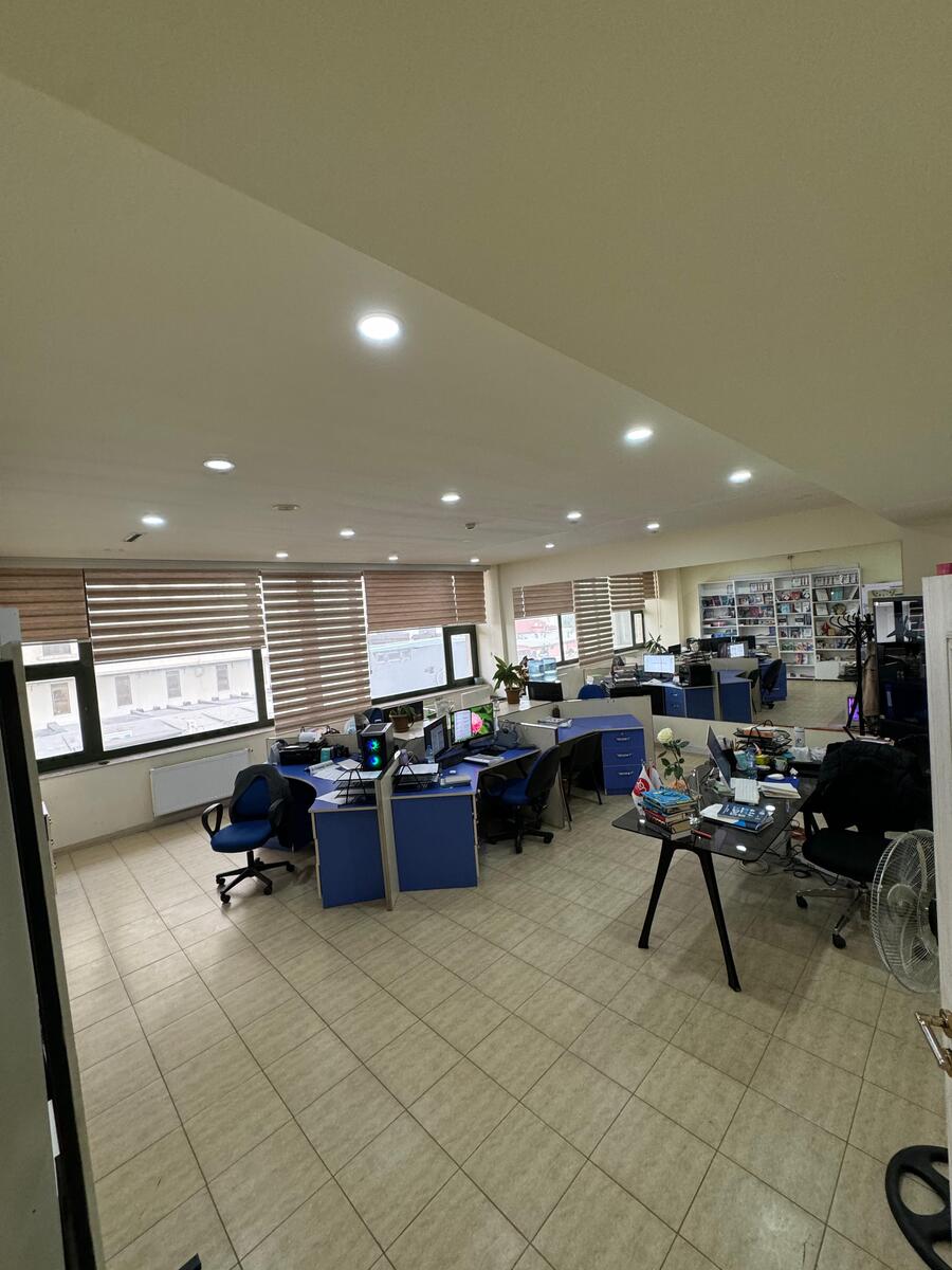 Satılır 20 otaqlı ofis 1000 m² — Ofis, Bakı (2)