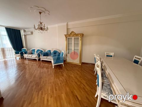 İcarəyə verilir 3 otaqlı yeni tikili 150 m²
