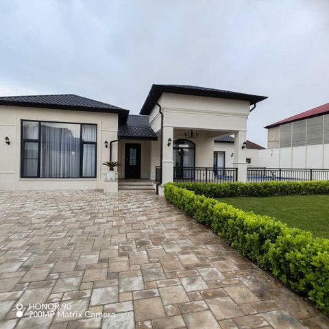 Satılır 4 otaqlı həyət evi/bağ evi 160 m² — Bakı