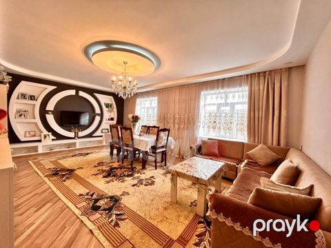 Satılır 5 otaqlı həyət evi/bağ evi 250 m²