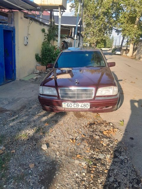 Mercedes C 200, 2.0 L, 1996 il, 277 000 km — Ağstafa