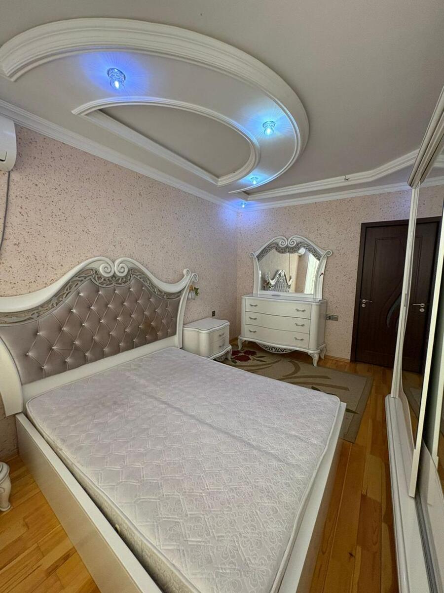 İcarəyə verilir 3 otaqlı yeni tikili 120 m² — Mənzil, Bakı (2)