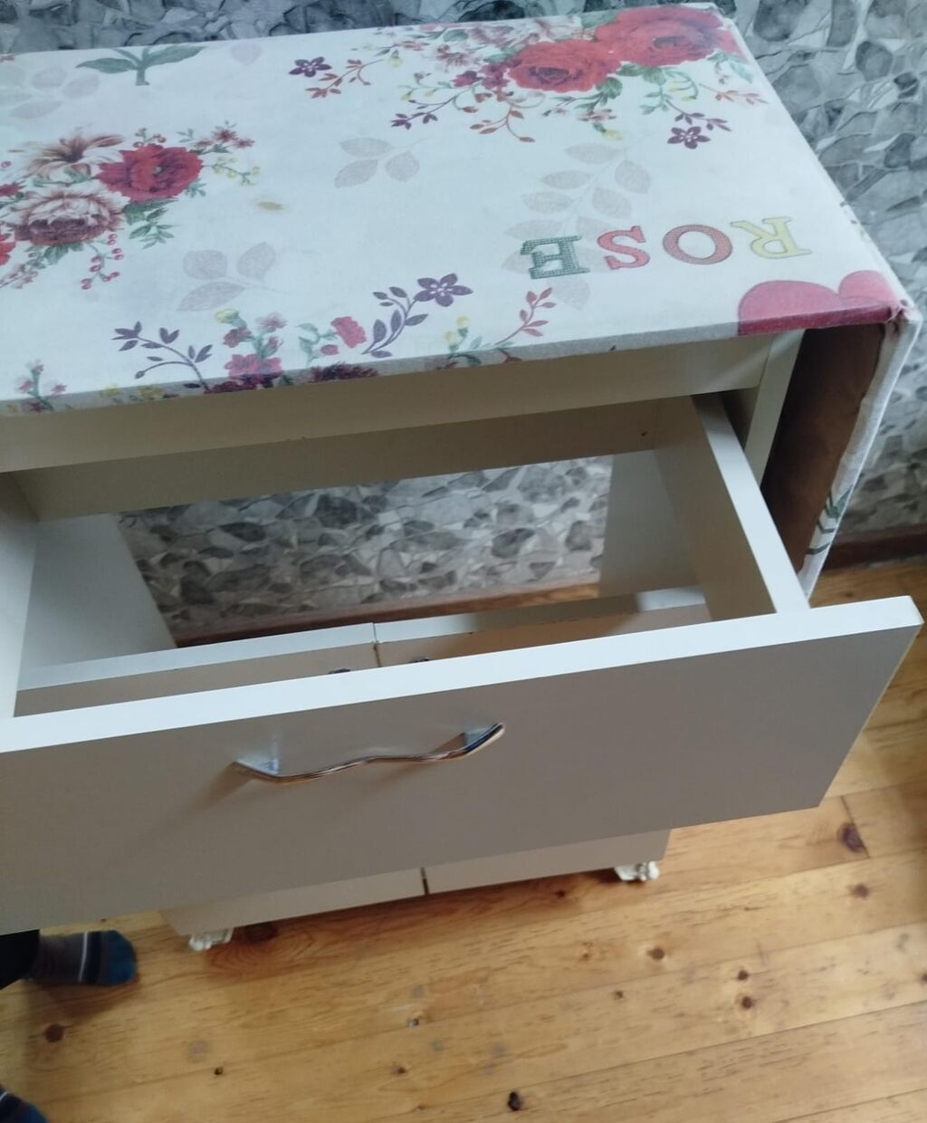 Funksional Ütü Masası və Açıq Rəfli Dolab Vəziyyəti (Düzgün oxuyun) — Mətbəx mobilyası, Bakı (2)