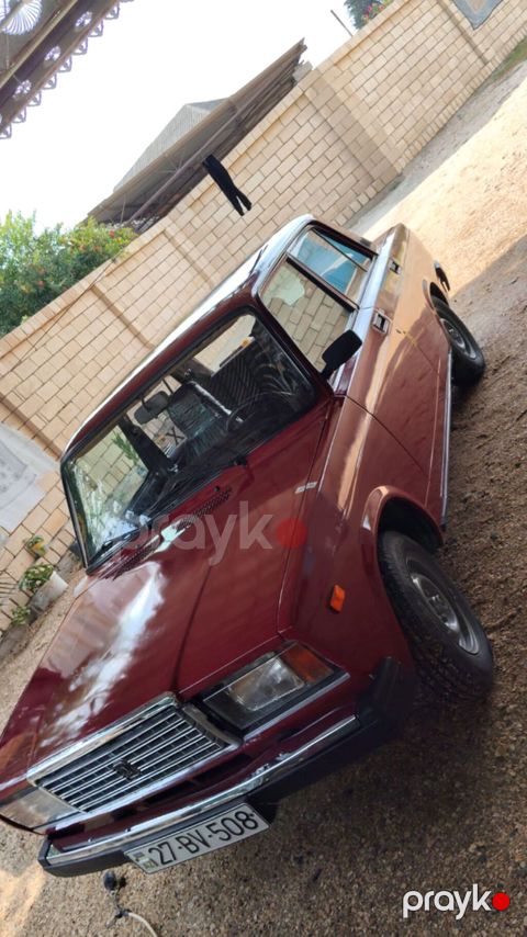 VAZ (Lada) 2107: 0.6 l 2007 il 26000 km Sedan