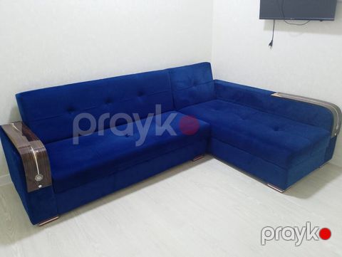 Uqlavoy divan satilir olcu 2.40 1.50 sm acilan bazalidir qiymet 220