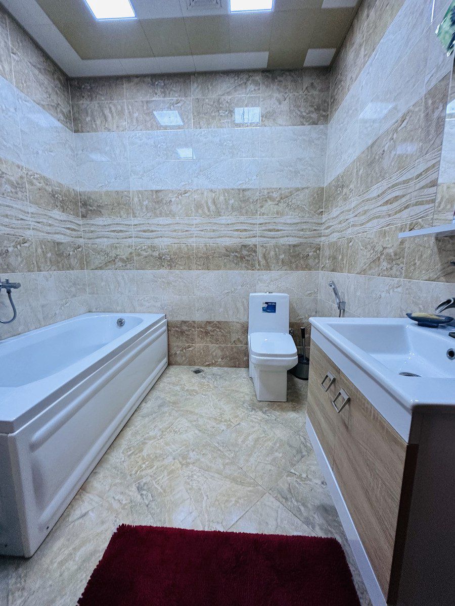 İcarəyə verilir 4 otaqlı yeni tikili 160 m² — Mənzil, Bakı (7)