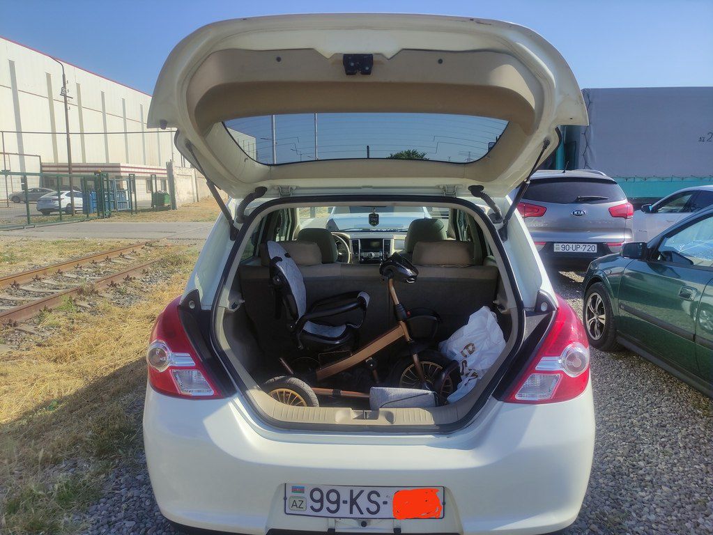 Nissan Tiida, 1.5 L, 2011 il, 190 000 km — Avtomobillər, Sumqayıt (7)