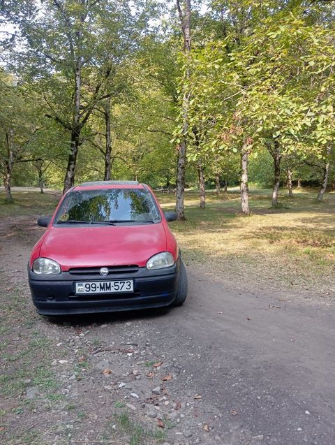Opel Corsa, 1.4 L, 1996 il, 284 510 km — Bakı