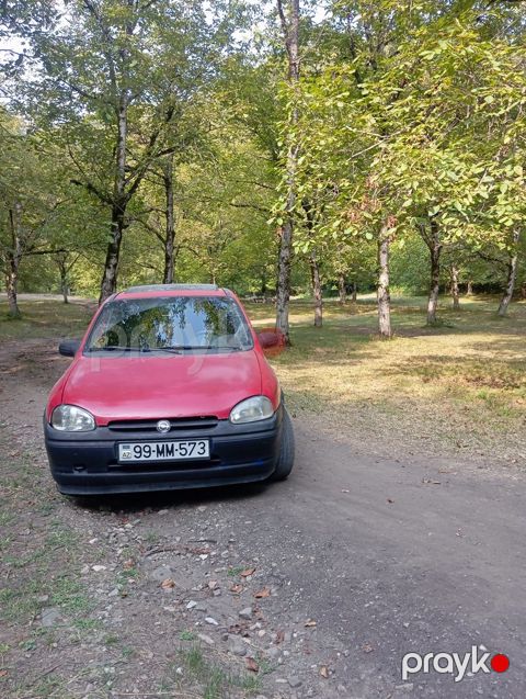 Opel Corsa, 1.4 L, 1996 il, 284 510 km