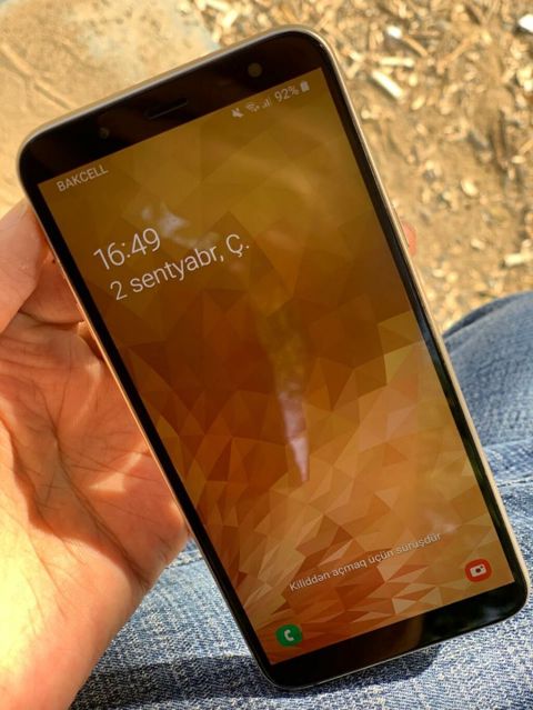 Samsung Galaxy J6, 32 GB, rəng - Gümüşü — Bakı