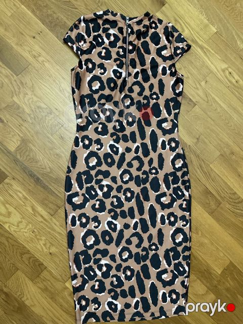Новое платье River Island размер м ткань стрейч — Bakı