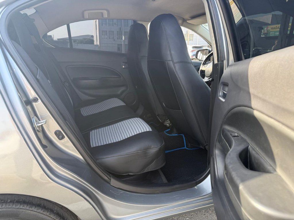 Mitsubishi Attrage, 1.2 L, 2015 il, 132 000 km — Avtomobillər, Bakı (8)