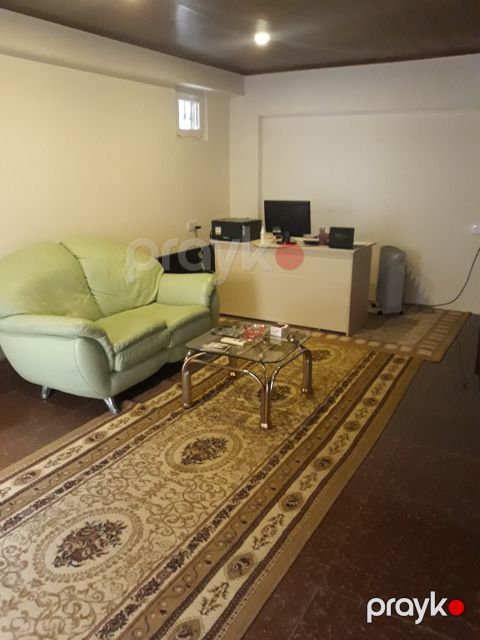 İcarəyə verilir obyekt 33 m²