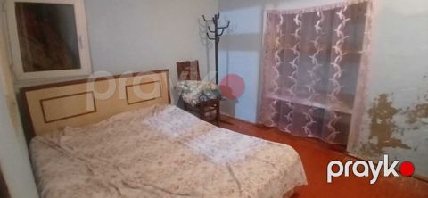 Satılır 3 otaqlı köhnə tikili 51 m²