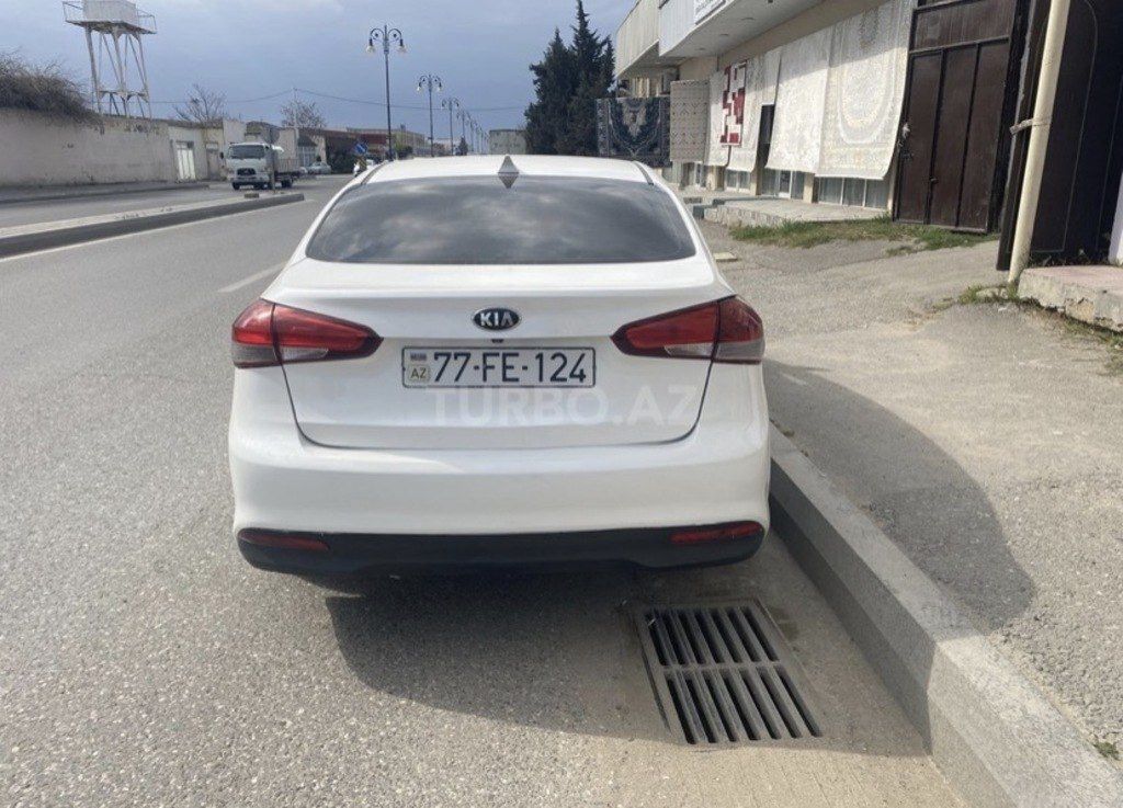Kia Forte, 2.0 L, 2017 il, 240 000 km — Avtomobillər, Bakı (4)