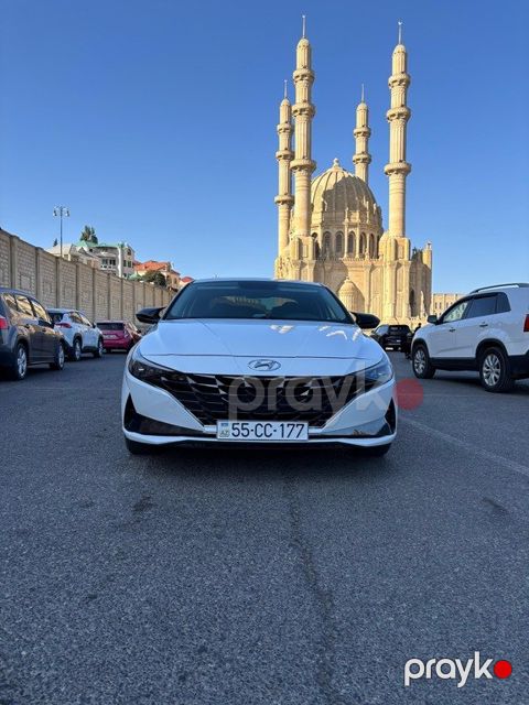 Hyundai Elantra, 1.6 L, 2021 il, 146 000 km