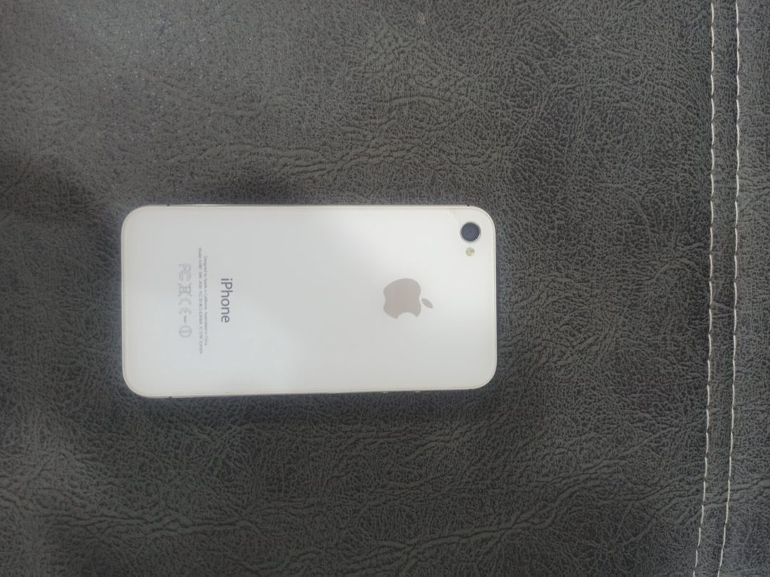 Apple iPhone 4 White 16GB — Smartfonlar, Bakı (4)