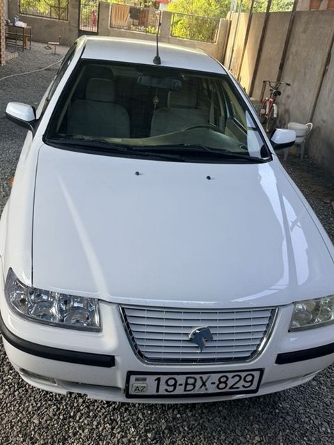 Khazar LX sedan - Kuzov: ağ rəng, 4 qapılı sedan - Komplektasiya: LX — Beyləqan