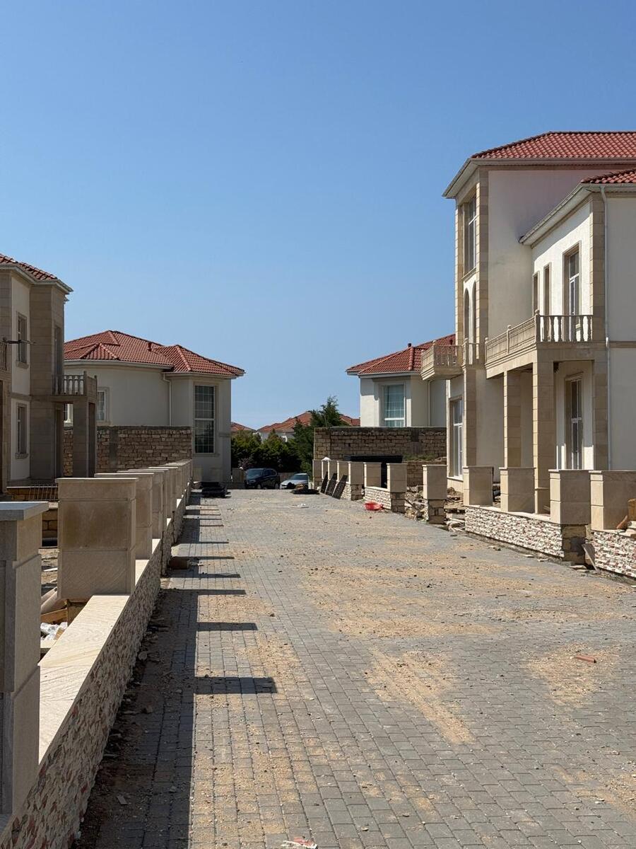 Satılır 7 otaqlı həyət evi/bağ evi 400 m² — Ev, villa, Bakı (4)