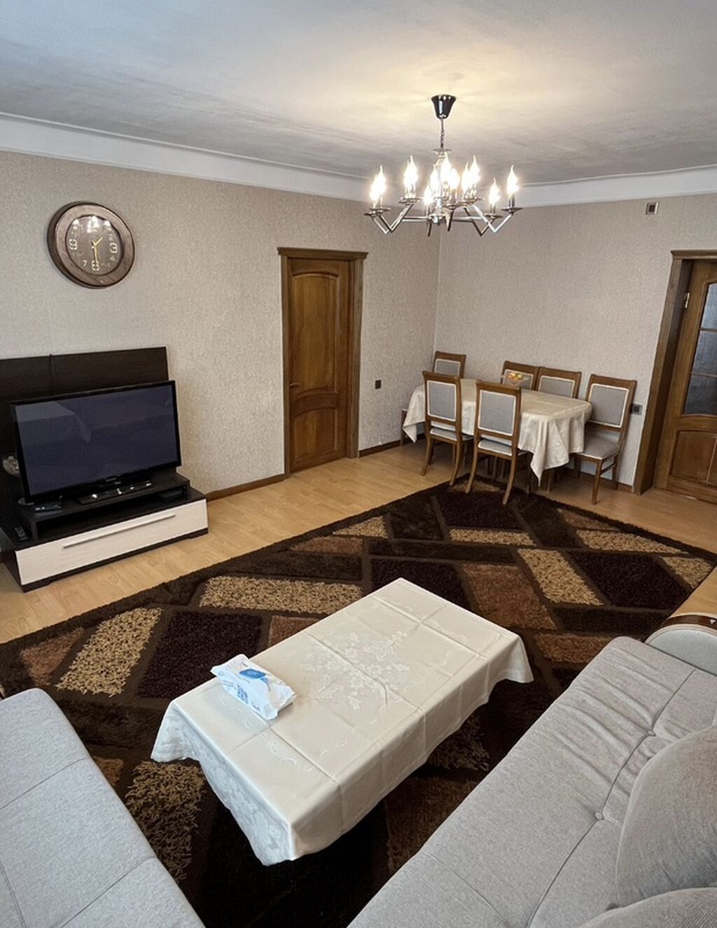 Yenidir və tükləri tökülmür — Qonaq otağı üçün, Bakı (2)