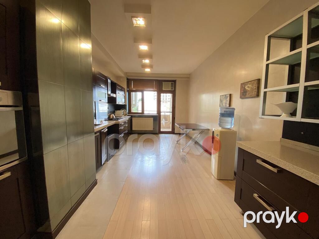 Satılır 4 otaqlı yeni tikili 220 m² — Mənzil, Bakı (8)
