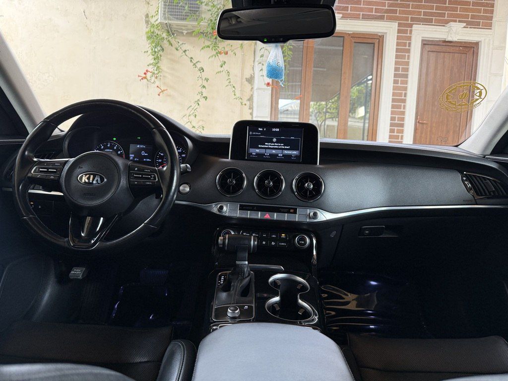 Kia Stinger, 2.0 L, 2019 il, 80 000 km — Avtomobillər, Bakı (8)
