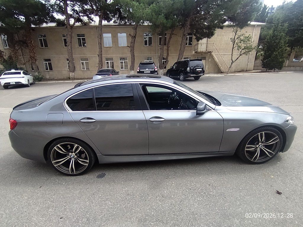 BMW 528, 2.0 L, 2014 il, 284 284 km — Avtomobillər, Bakı (3)