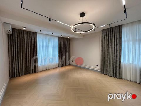 Satılır 4 otaqlı yeni tikili 120 m²