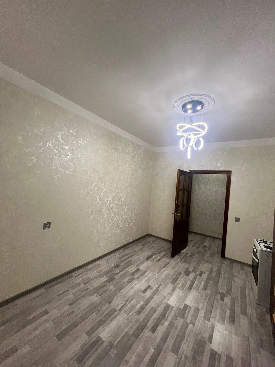 2-otaqlı mənzil, Neftçilər m., 70 m² — Mənzil, Bakı (9)