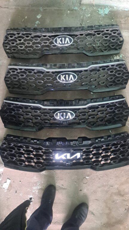 "Kia Sorento 2020-2022" radiator barmaqlıqları — Bakı
