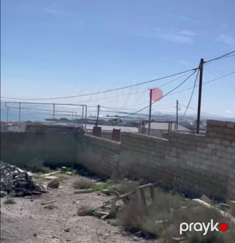 9 sot torpaq sahəsi, Səbail r
