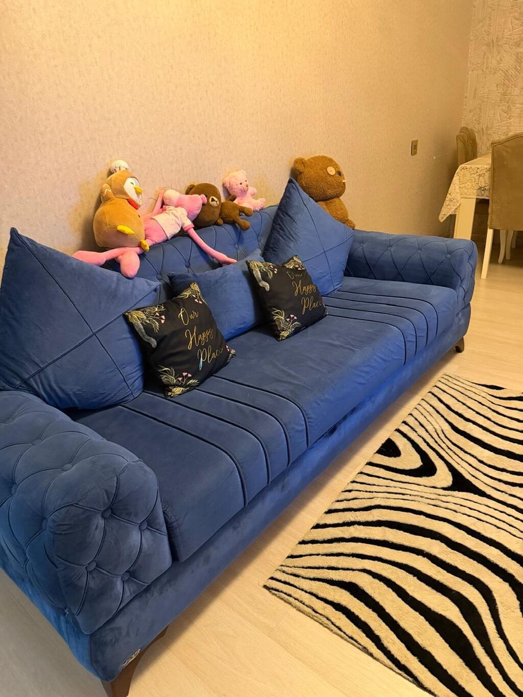 Mavi rəngli yumşaq dəst – divan və puff - Material: welür/velvet — Yumşaq mobilya dəstləri, Bərdə (2)