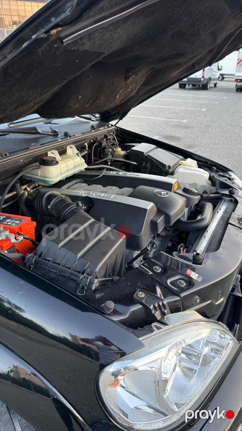 Mercedes-Benz benzin mühərriki və ön hissə komponentləri — Digah