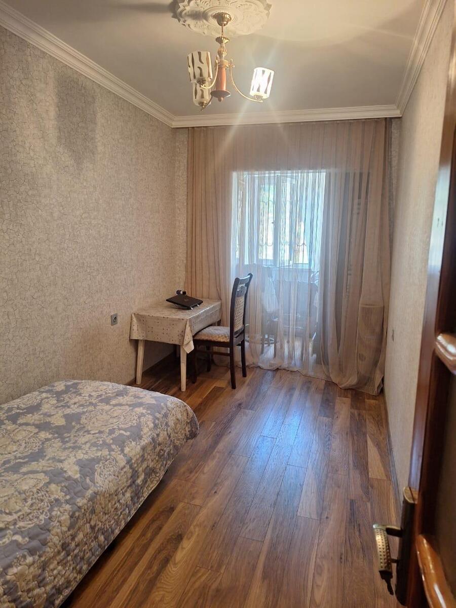 Satılır 5 otaqlı köhnə tikili 100 m² — Mənzil, Bakı (6)