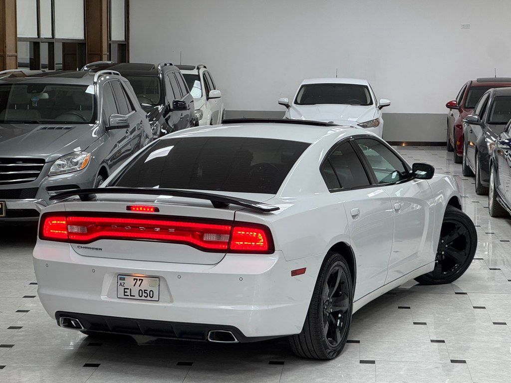Dodge Charger, 3.6 L, 2014 il, 237 000 km — Avtomobillər, Bakı (12)