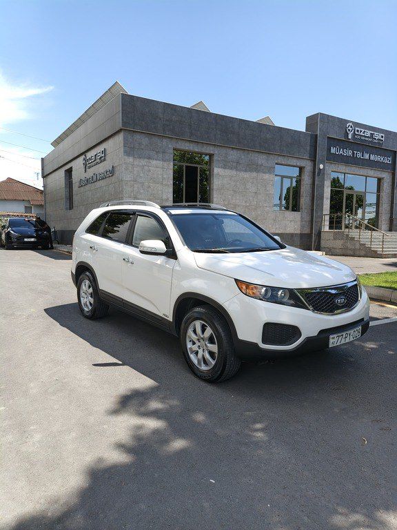 Kia Sorento, 2.4 L, 2010 il, 195 000 km — Avtomobillər, Zaqatala (11)