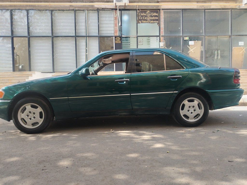 Mercedes C 250, 2.5 L, 1996 il, 64 000 km — Avtomobillər, Bakı (4)