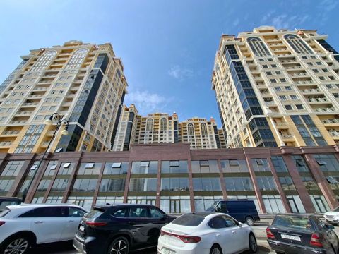 Nərimanovda təbriz küçəsində triumf palace-də çıxarışlı (kupçalı) — Bakı
