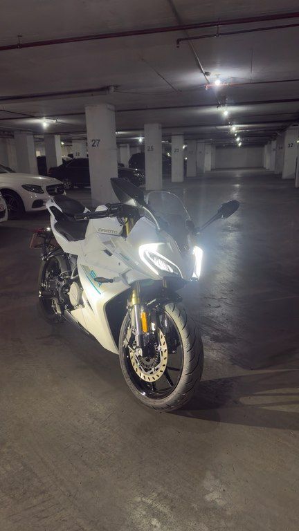 Cfmoto 250 SR, 250 sm3, 2025 il, 3 100 km — Motosikletlər, Bakı