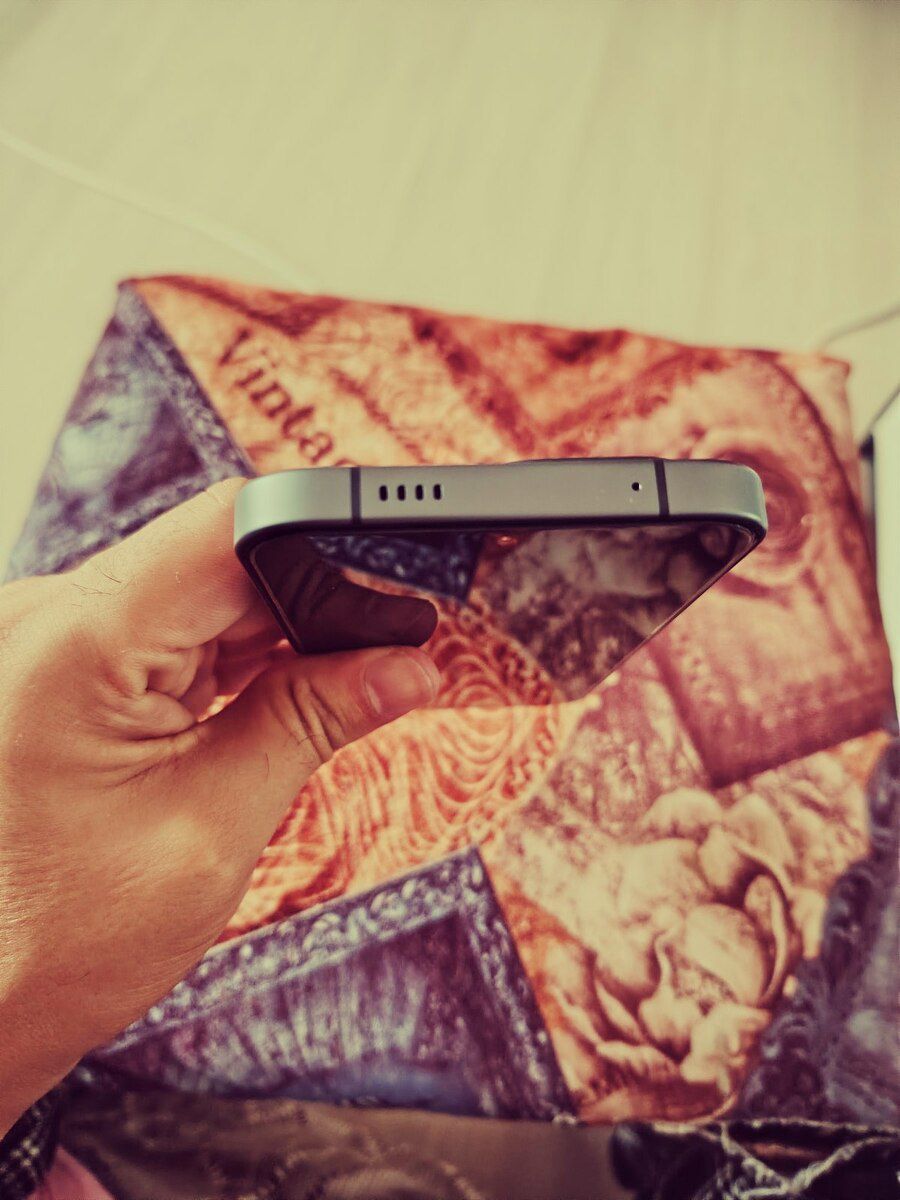 Vivo iQOO 15R Dark Knight 256GB/12GB — Smartfonlar, Bakı (5)