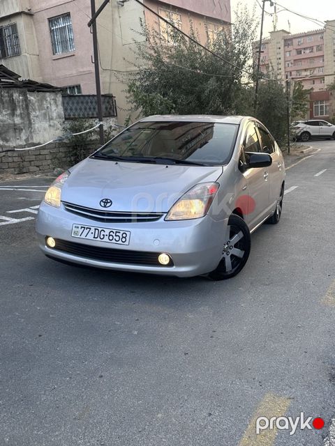 Toyota Prius, 1.5 L, 1.3 kWh, 2007 il, 417 000 km
