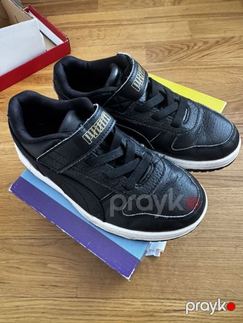 Puma uşaq idman ayaqqabısı Yaxşı vəziyyətdə. Gosportdan alınıb. Ölçü — Bakı