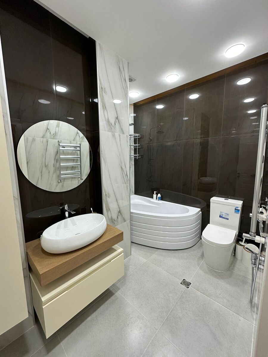 İcarəyə verilir 3 otaqlı yeni tikili 136 m² — Mənzil, Bakı (9)